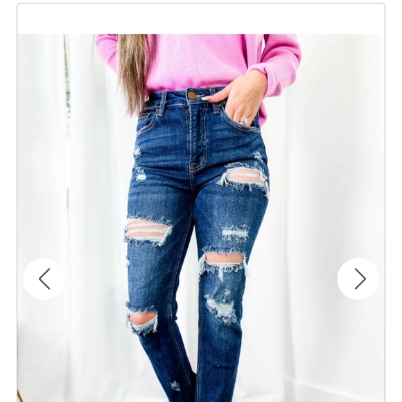 Risen Sexy Back Dark Wash Distressed Shadow Hem Straight Leg Jeans - Picture 1 of 9